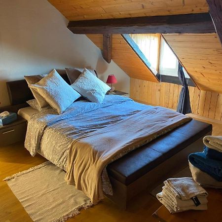 La Favela Hotell Cully Eksteriør bilde
