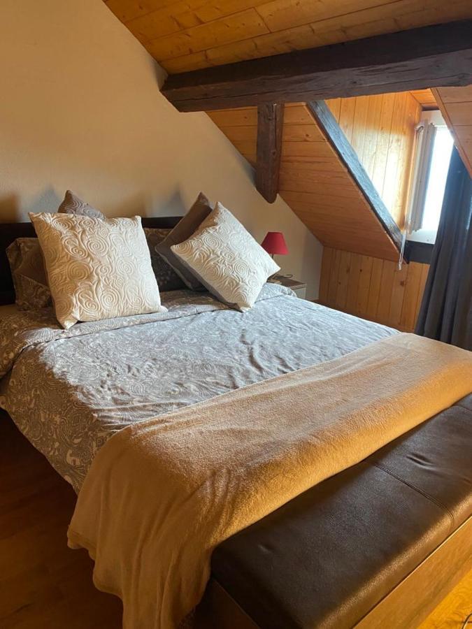 La Favela Hotell Cully Eksteriør bilde
